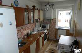 De vanzare 2 camere decomadate, zona BRD Central. Boxa la subsol si parcare