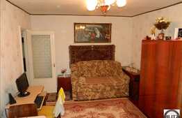 De vanzare 2 camere decomadate, zona BRD Central. Boxa la subsol si parcare