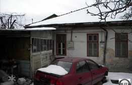 Casa demolabila in zona Centrala!Bonus Proiect S+P+2E!