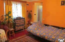 Casa demolabila, 73 mp utili, teren de 475 mp si front de 40 ml, zona de case