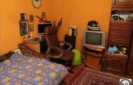 Casa demolabila, 73 mp utili, teren de 475 mp si front de 40 ml, zona de case