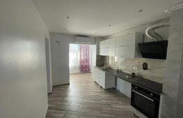 Apartament de vanzare, cu 3 camere, 80 mp, zona Vlahuta