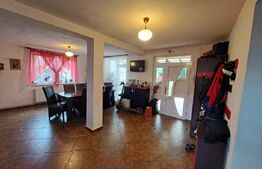 Casă 330 m² – teren 1210 m² – ideală pentru locuință sau pensiune