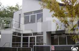 ZONA PARCULUI CENTRAL !!!