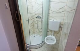 Camera de camin renovata complet, cu baie, 10 mp, zona Florilor