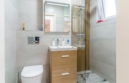 3 camere, totul nou, et 2/4, est, la cheie