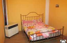 Casa de vanzare, 162 mp, teren de 314 mp cu front de 16 ml, Centru!