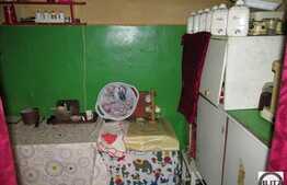 Casa de vanzare, 80 mp, cu teren de 120 mp, zona Pta. Stefan cel Mare!