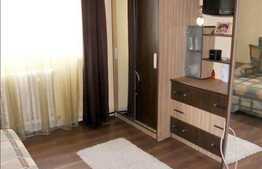 4 camere de vanzare la 5 minute de CORA