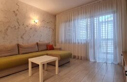 Apartament complet amenajat-2 camere, decomandat, curte privată – gata de locuit