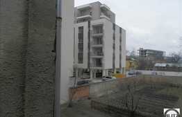 Casa demolabila cu 951 mp teren front 19 ml locatie centrala cu acces fcail