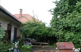 Casa 100 mp utili cu teren 982 mp, front 25 ml in zona Andrei Muresanu!