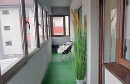 Apartament cu 3 camere, etaj 1, zona Subcetate