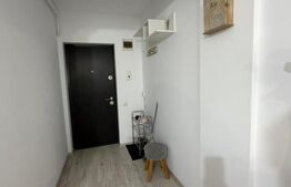 Apartament cu 2 camere, terasa, parcare, zona Terra 
