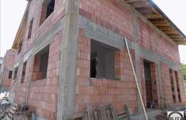 Duplex 120 mp utili, teren 250 mp, semifinisat, zona Buna Ziua