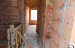 Duplex 120 mp utili, teren 250 mp, semifinisat, zona Buna Ziua