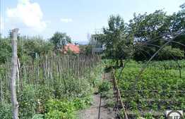 Casa de vanzare, demolabila, teren 1430 mp in cartierul Andrei Muresanu