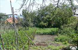 Casa de vanzare, demolabila, teren 1430 mp in cartierul Andrei Muresanu