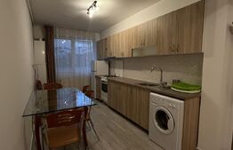 Apartament 2 camere, 70mp, parcare, zona Teilor
