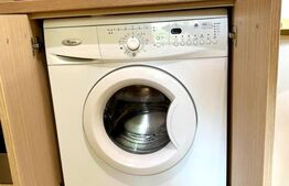 Garsoniera la casa cu curte, 40 mp, decomandata, zona 21 Decembrie