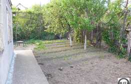 Casa de vanzare cu 380 mp teren