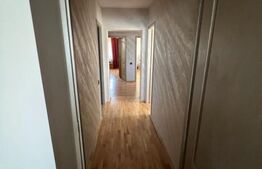 VILĂ deosebită cu piscină și panoramă spre pădure