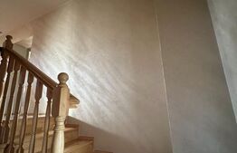 VILĂ deosebită cu piscină și panoramă spre pădure