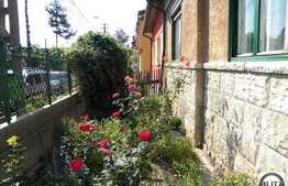 Casa renovabila sau demolabila cu 770 mp teren, zona Dedeman