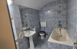 Casă tip triplex de vânzare, 100 mp, zona Centrală