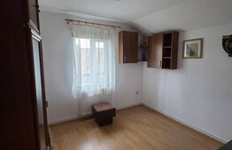 Casă tip triplex de vânzare, 100 mp, zona Centrală