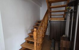 Casă tip triplex de vânzare, 100 mp, zona Centrală