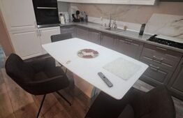Duplex modern de lux, aproape de oraș — confort și rafinament în Sânpetru