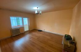 Apartament cu 4 camere, decomandat, 78 mp, 2 bai, et intermediar, Dambul Rotund