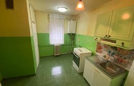 Apartament cu 4 camere, decomandat, 78 mp, 2 bai, et intermediar, Dambul Rotund