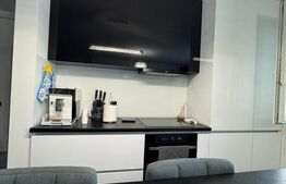 Apartament de lux, 3 camere, 68 mp, parcare, zona Vivo