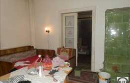 Casa de vanzare, 116,52 mp cu 627 mp teren si front de 17,5 ml, zona linistita!