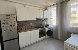 Apartament luminos | 2 camere | Balcon generos | Etaj intermediar | Baciu