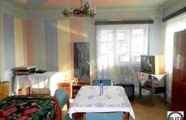 De vanzare casa, 85 mp, cu 305 mp teren si front de 13 ml