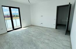 Apartament nou, 3 camere, zona linistita in Cristian