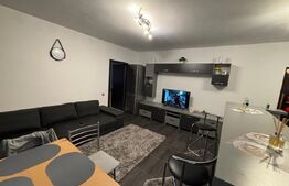 Apartament cu 3 camere, 72 mp, zona Vivo cu parcare 