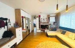 Apartament cu 3 camere, 2 bai, intermediar, zona Cetatii