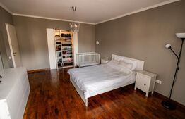 Apartament 2 camere, intermediar, parcare , zona Florilor