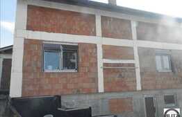 Casa de vanzare, 195 mp, teren 700 mp, front 19 ml, zona Dambul Rotund!