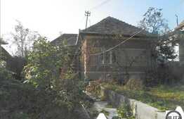 Casa individuala, 110 mp, teren 500 mp, front 18 ml, zona linistita de case