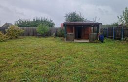 Teren Intravilan Harman cu utilitati , ingradit si casauta de lemn pe teren