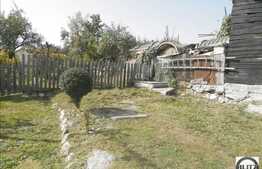 Casa de vanzare, 55 mp utili, suprafata teren 900 mp, zona linistita de case