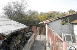 Casa de vanzare, 200 mp utili, teren de 1000 mp, zona linistita de case