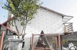 Casa de vanzare, 200 mp utili, teren de 1000 mp, zona linistita de case