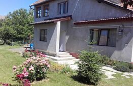  Casă cu etaj de vânzare în Ghimbav, Brașov – zonă liniștită, teren 800MP