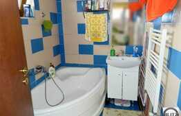 Casa  de vanzare, 50 mp,cu 500 mp de teren si front la strada de 25 ml!